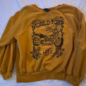 Large mustard sweatshirt
